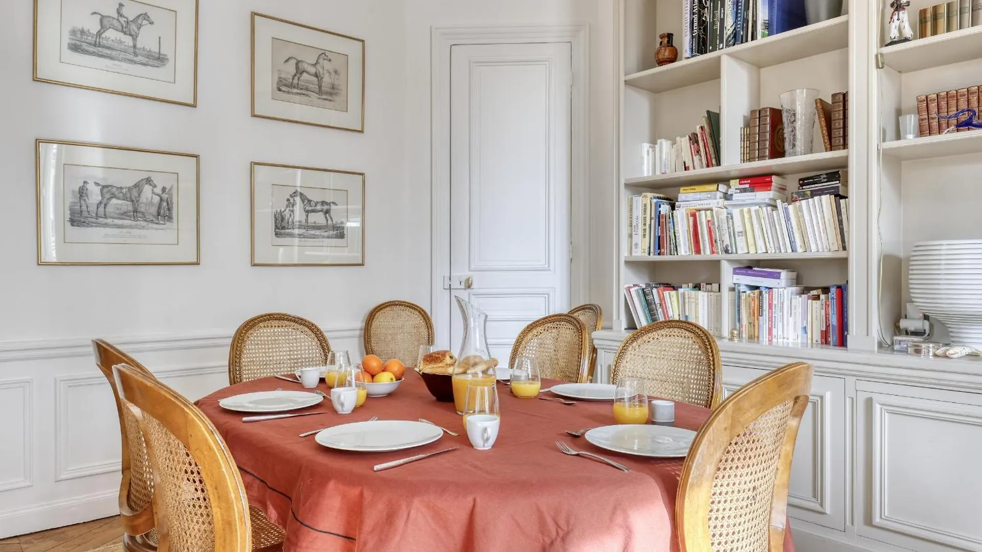 Apartment Wonderful & Large Flat In The 7th - Eiffel Tower *