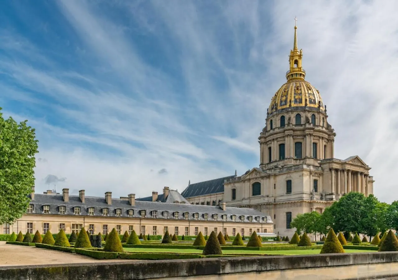 Wonderful & Large Flat In The 7th - Eiffel Tower * Paris
