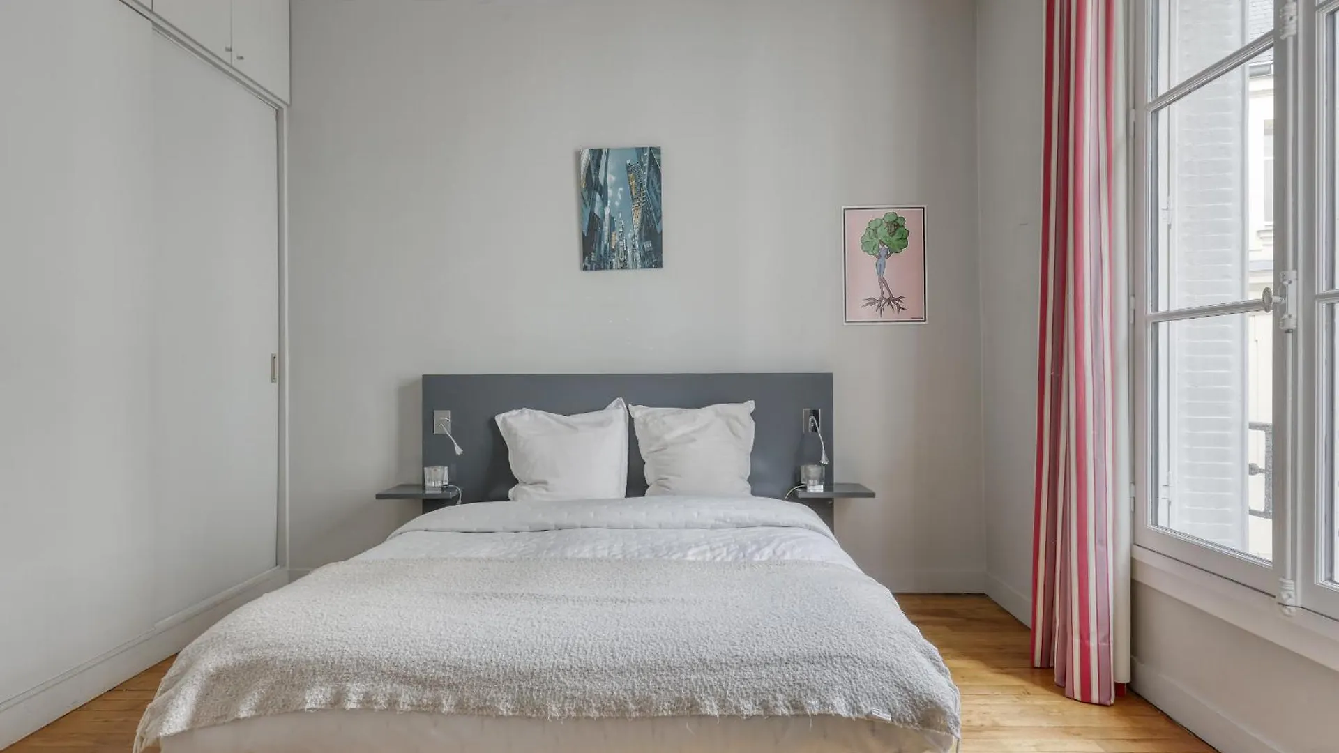 Wonderful & Large Flat In The 7th - Eiffel Tower Apartman Párizs